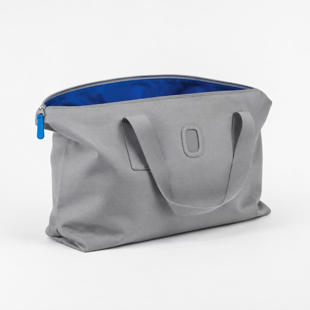 Underseat Wheeled-Free, exterior