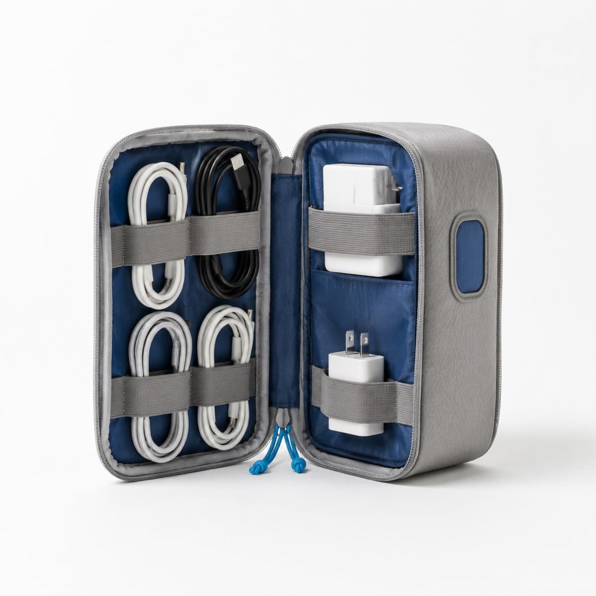 Tech Pouch, exterior